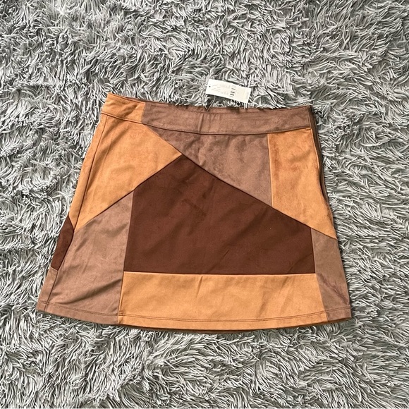 New York & Co Skirt - Picture 1 of 3